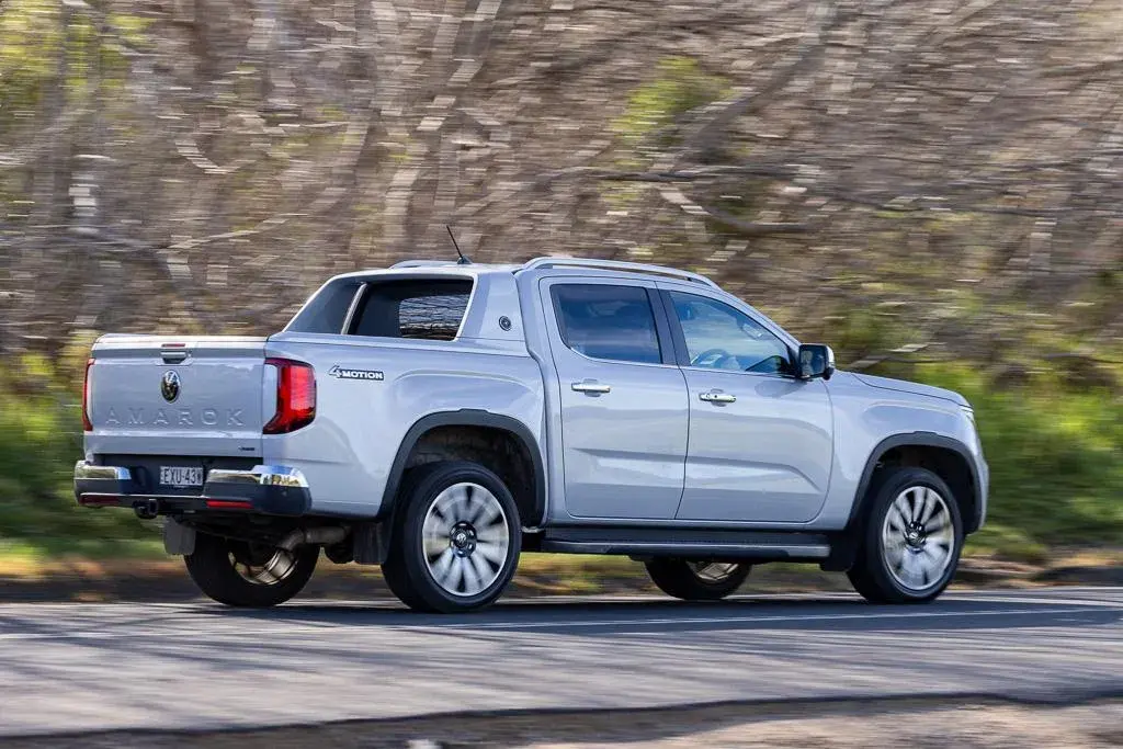 Volkswagen Amarok Tsi (17)