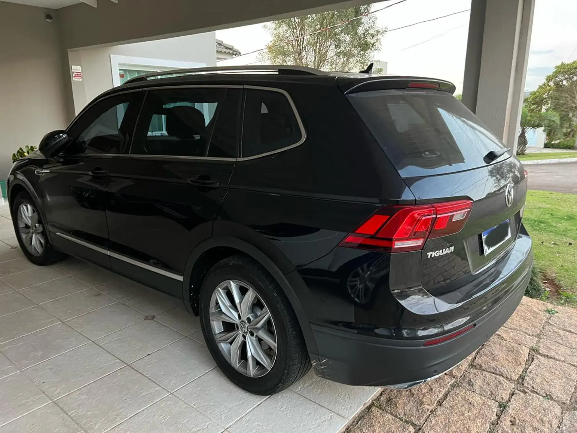 Volkswagen Tiguan 1.4 250 Tsi Total Flex Allspace Comfortline Tiptronic Wmimagem19093718053