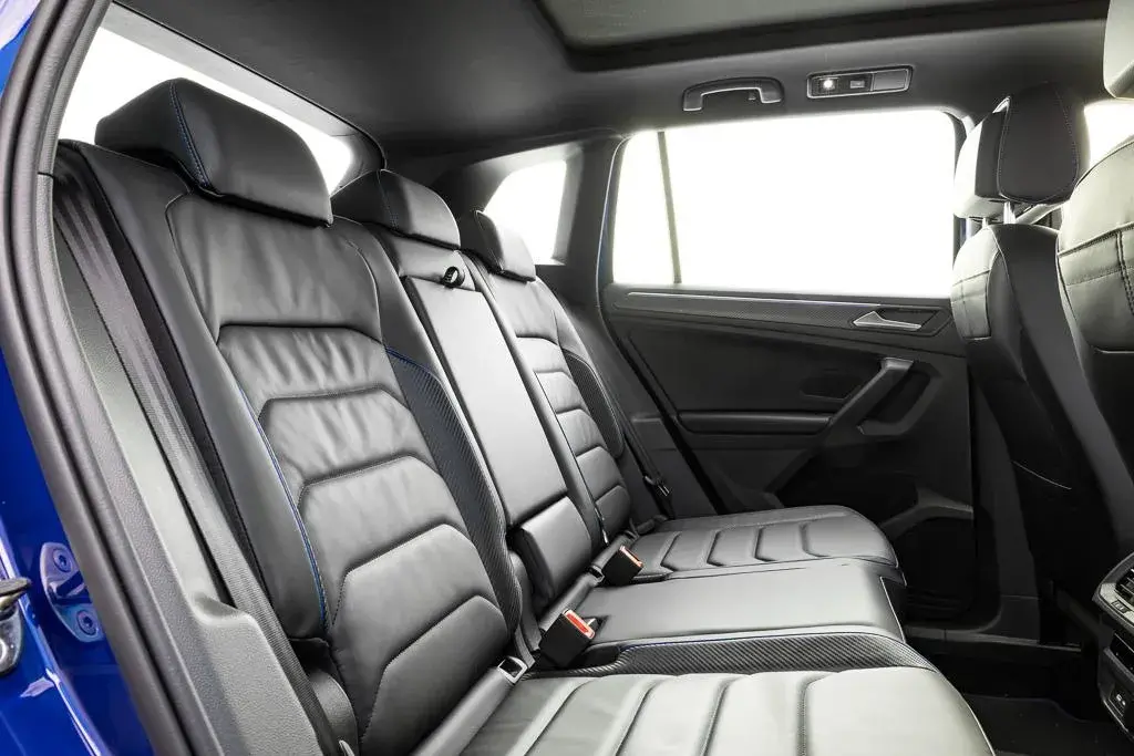 2022 Volkswagen Tiguan R 15