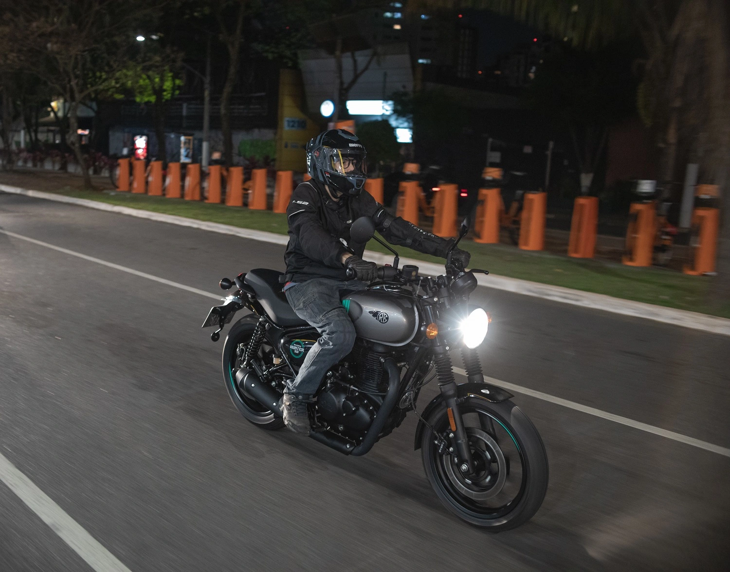 Royal Enfield Hunter 350 (8)