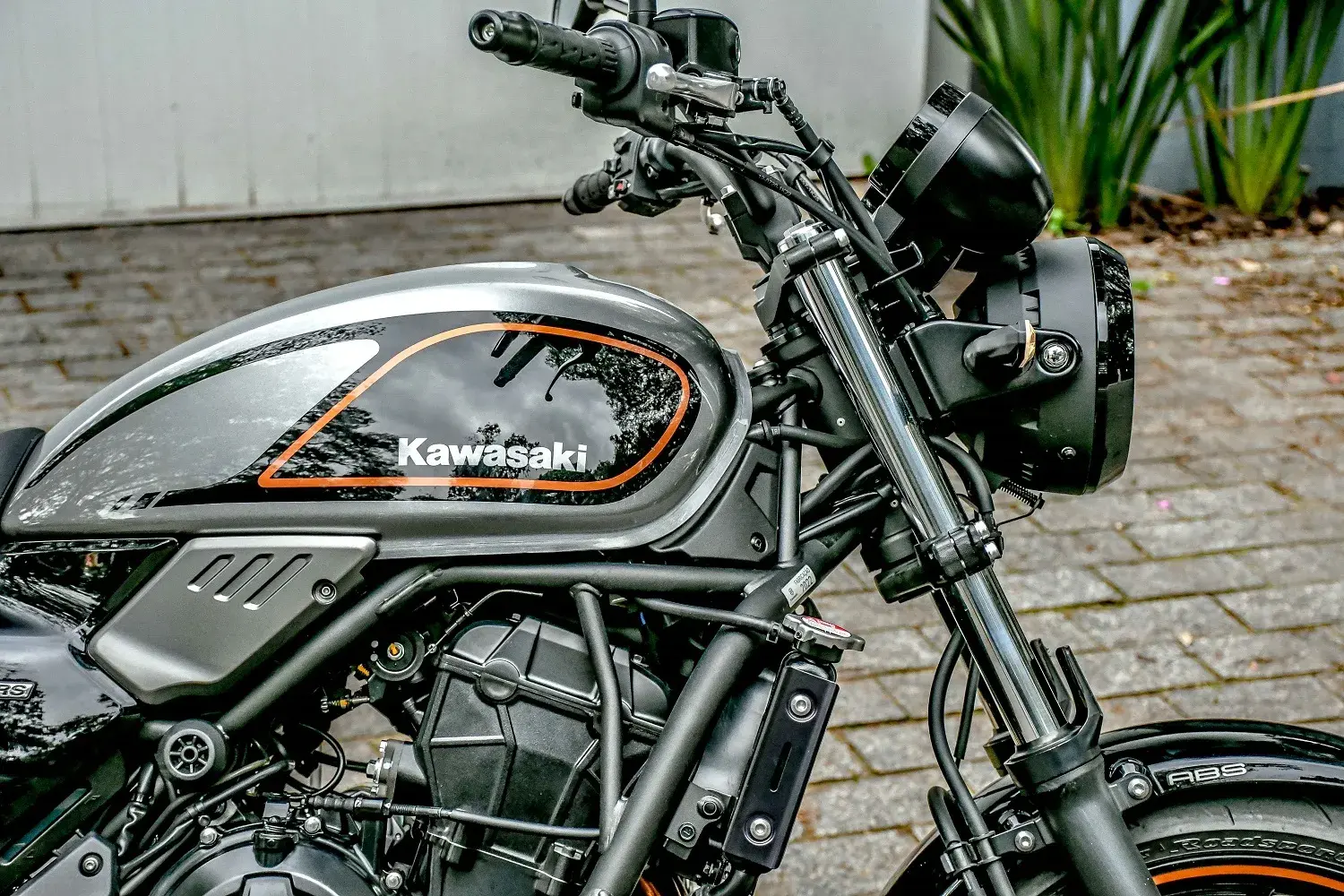 Kawasaki Z650rs (14)