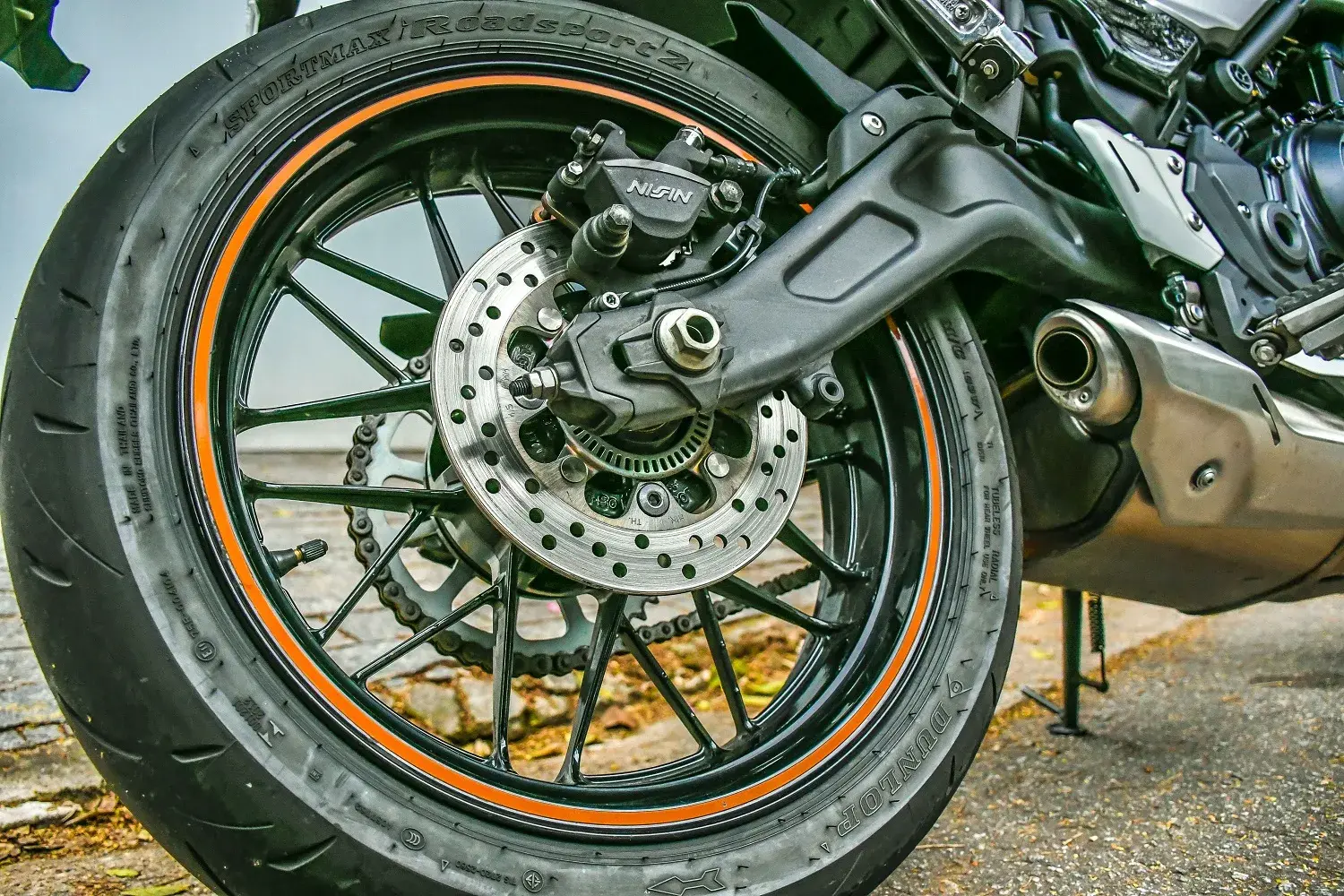 Kawasaki Z650rs (17)