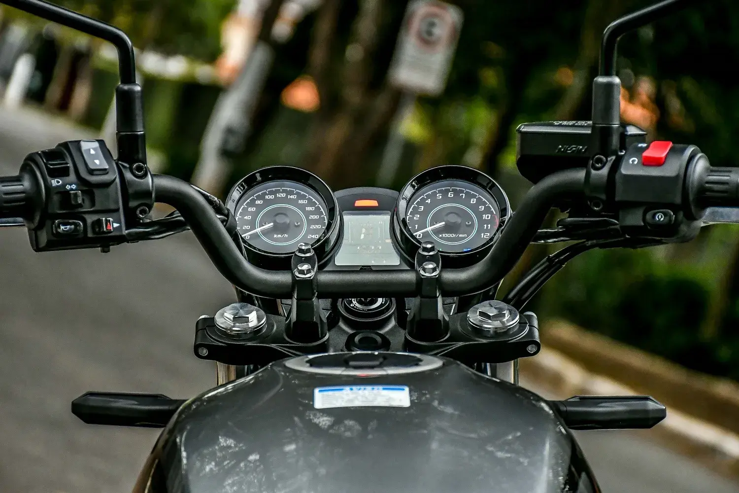 Kawasaki Z650rs (19)