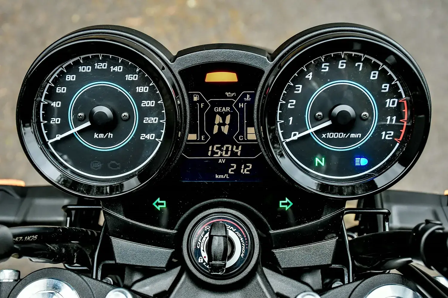 Kawasaki Z650rs (25)