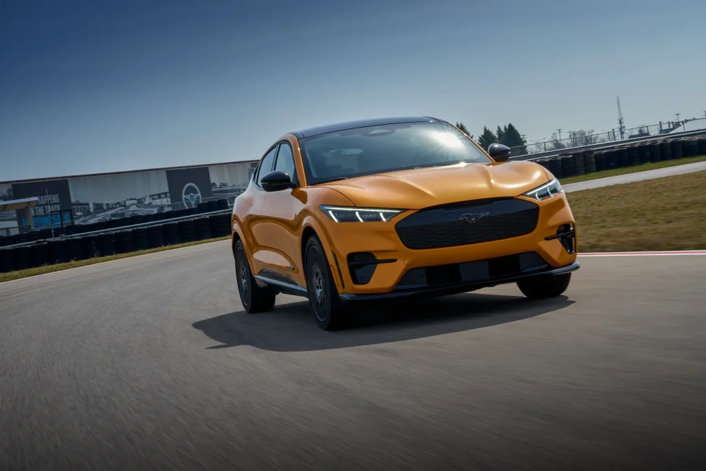 2021 Mustang Mach E Gt 08