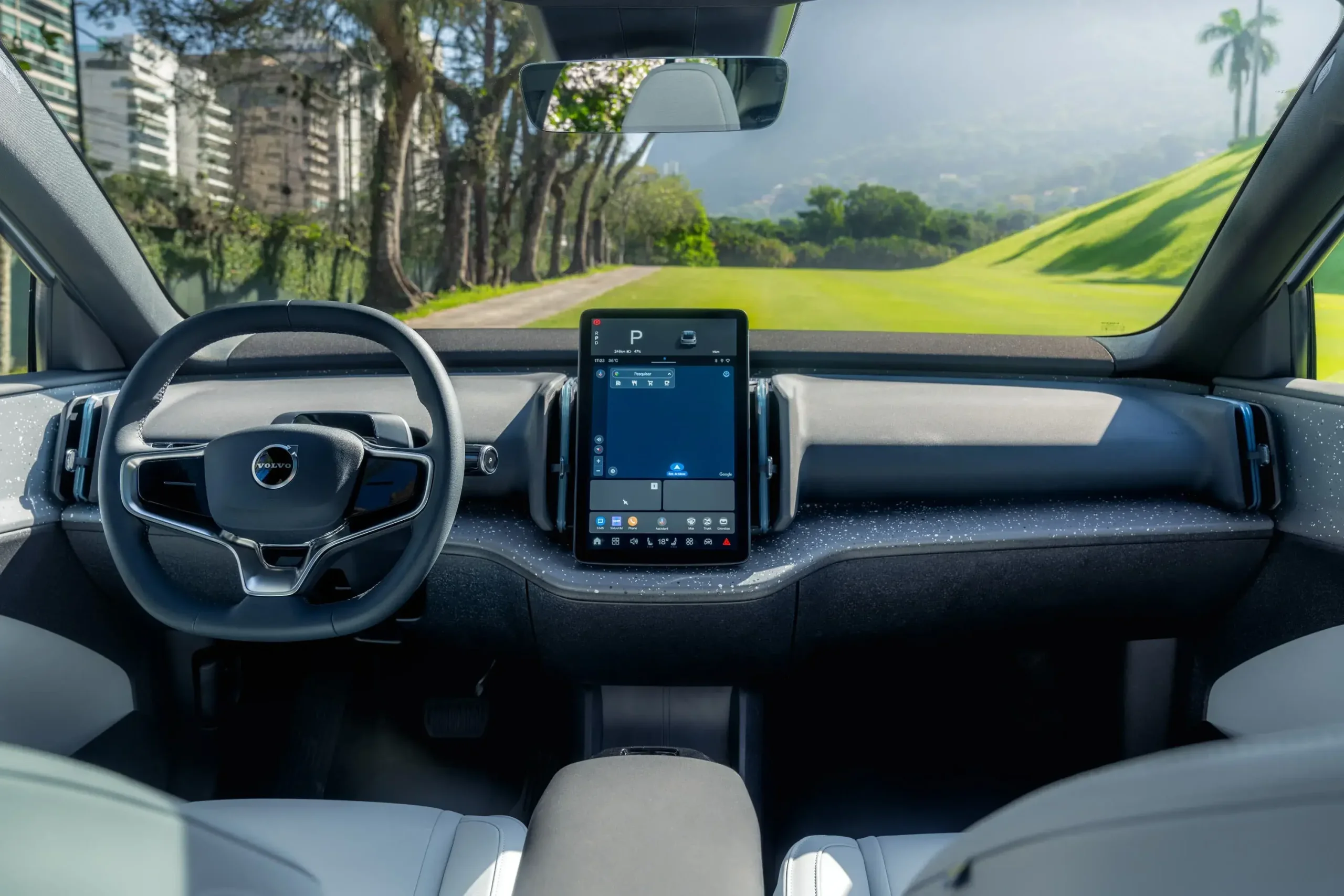 Volvoex30 Horizontal Interior1