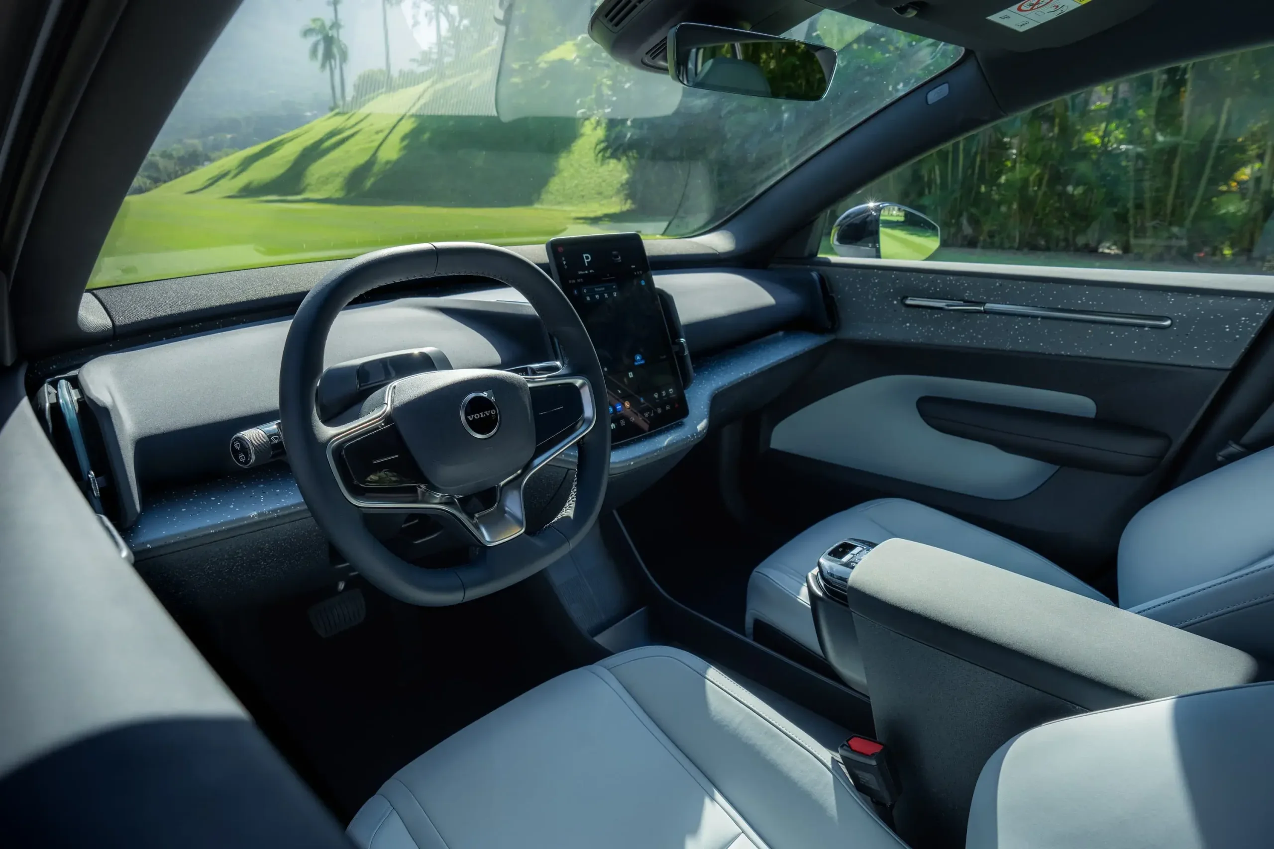 Volvoex30 Horizontal Interior2
