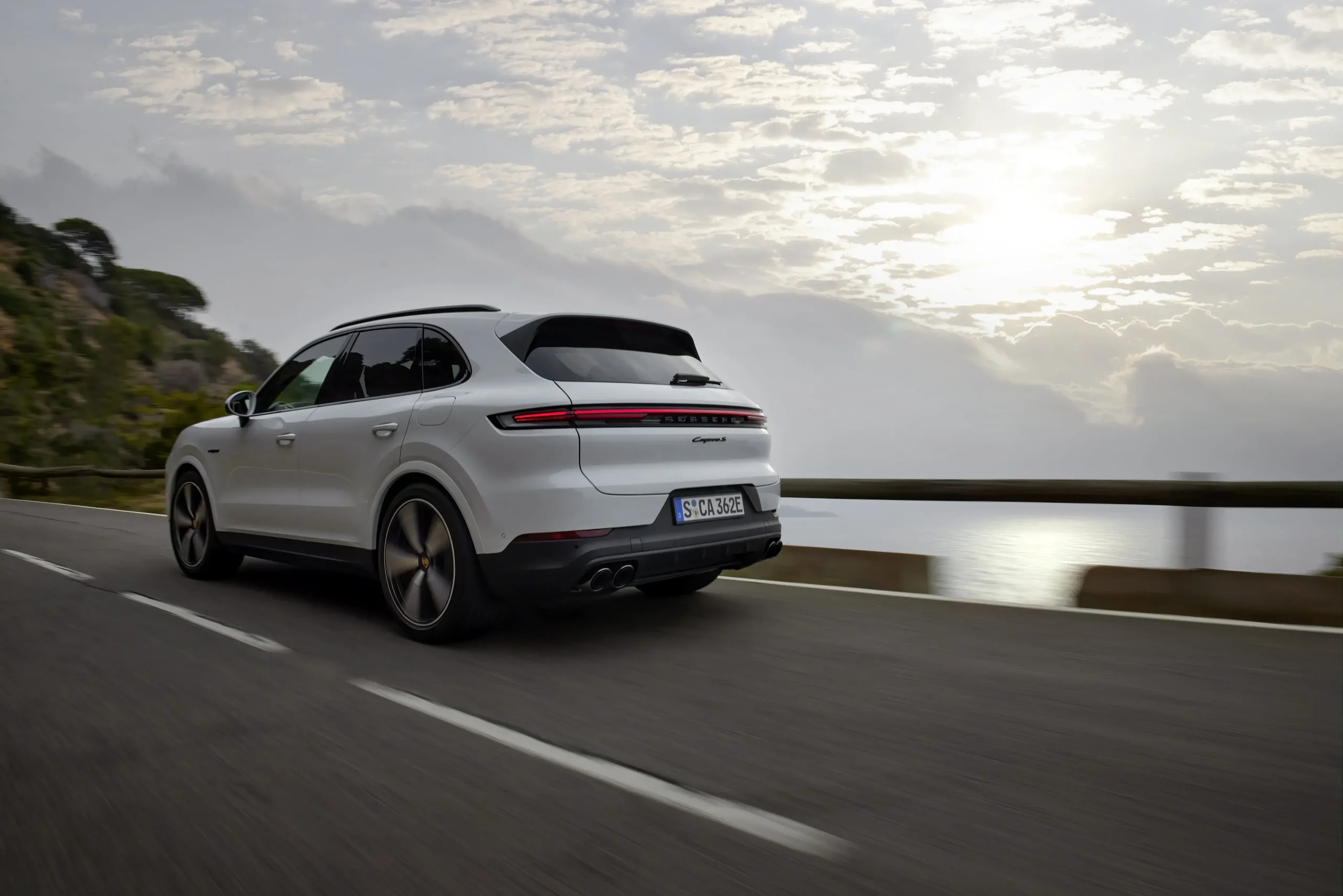Novo Porsche Cayenne S E-Hybrid 4