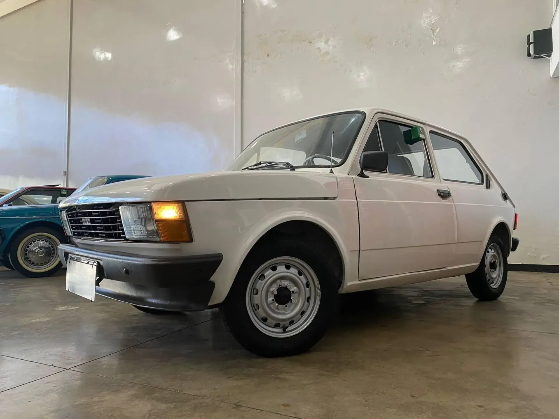 Fiat 147 1.3 L 8v Gasolina 2p Manual Wmimagem08253128231