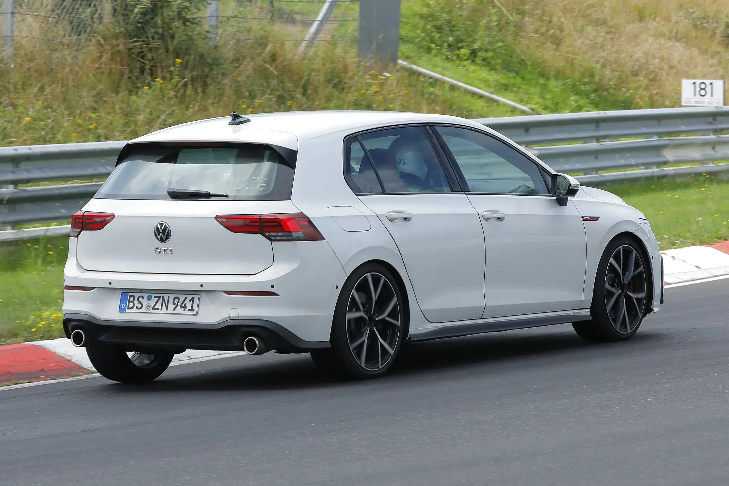 Volkswagen Golf Gti Facelift Segredo Automedia (8)