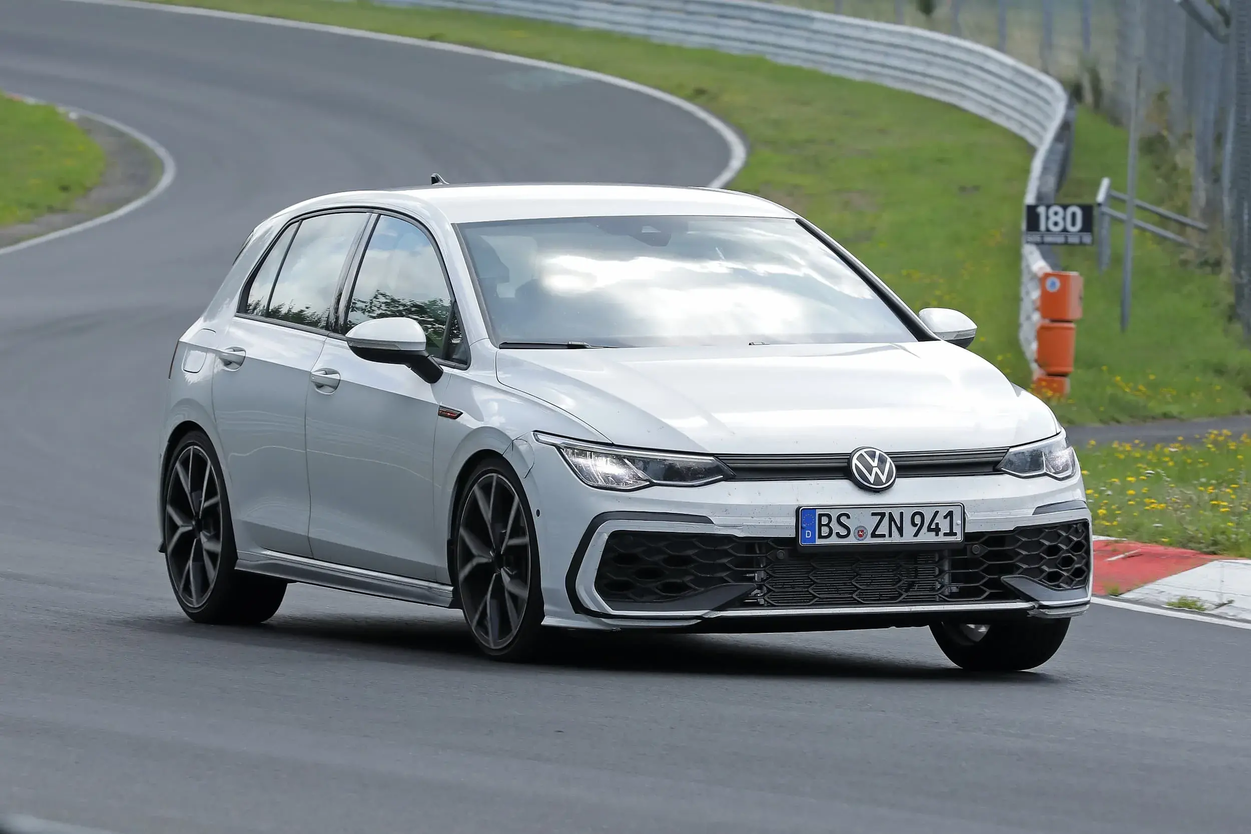 Volkswagen Golf Gti Facelift Segredo Automedia (3)