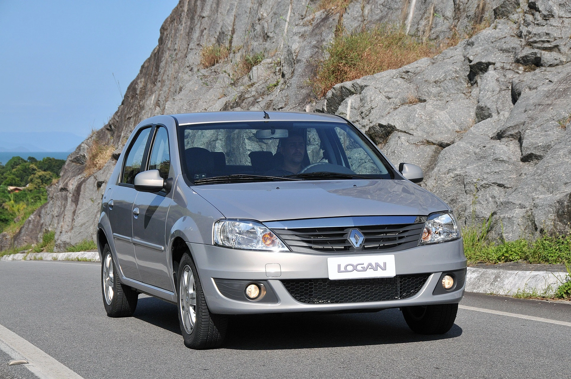 Renault Logan F11