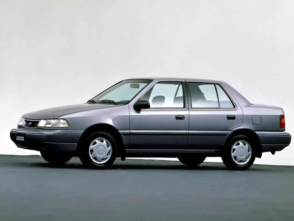 Hyundai Excel Sedan 6