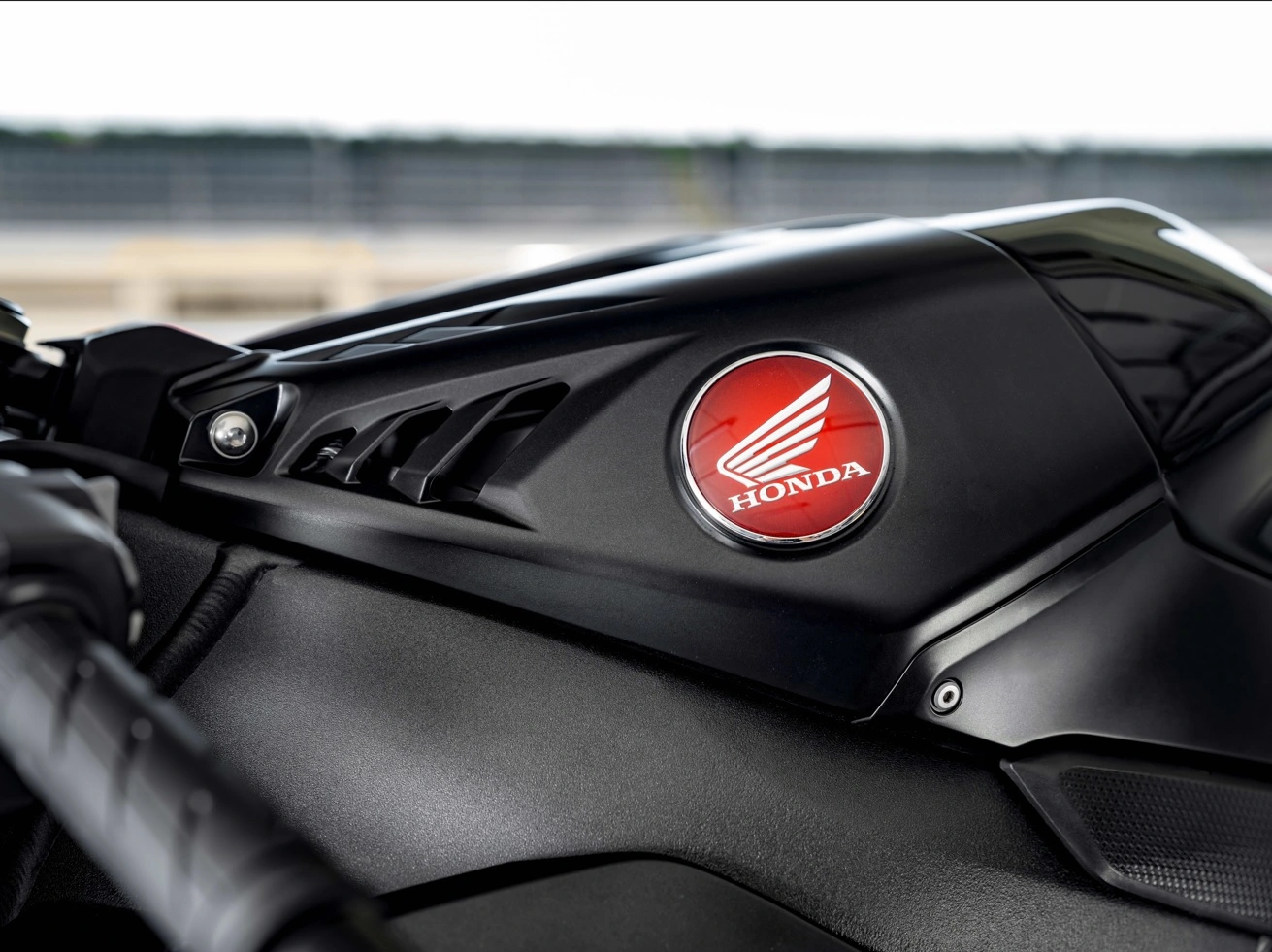 Honda Cbr 1000 Rr R Sp Fireblade Preta (4)