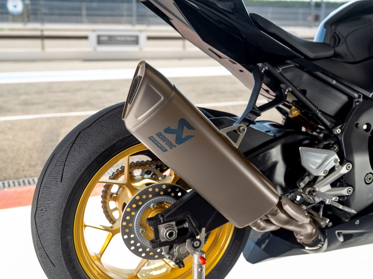 Honda Cbr 1000 Rr R Sp Fireblade Preta (5)