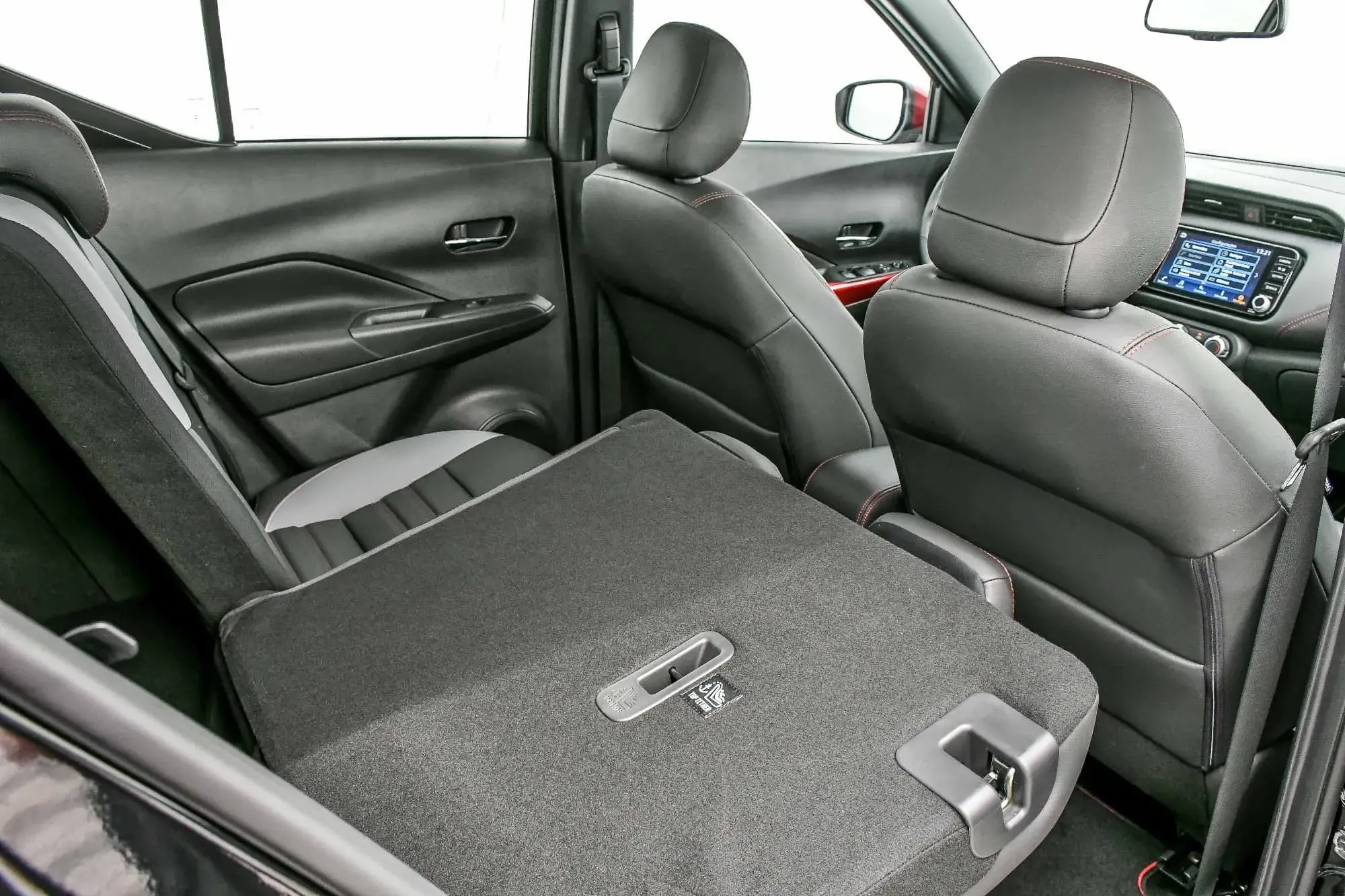 Nissan Kicks Xplay 9559