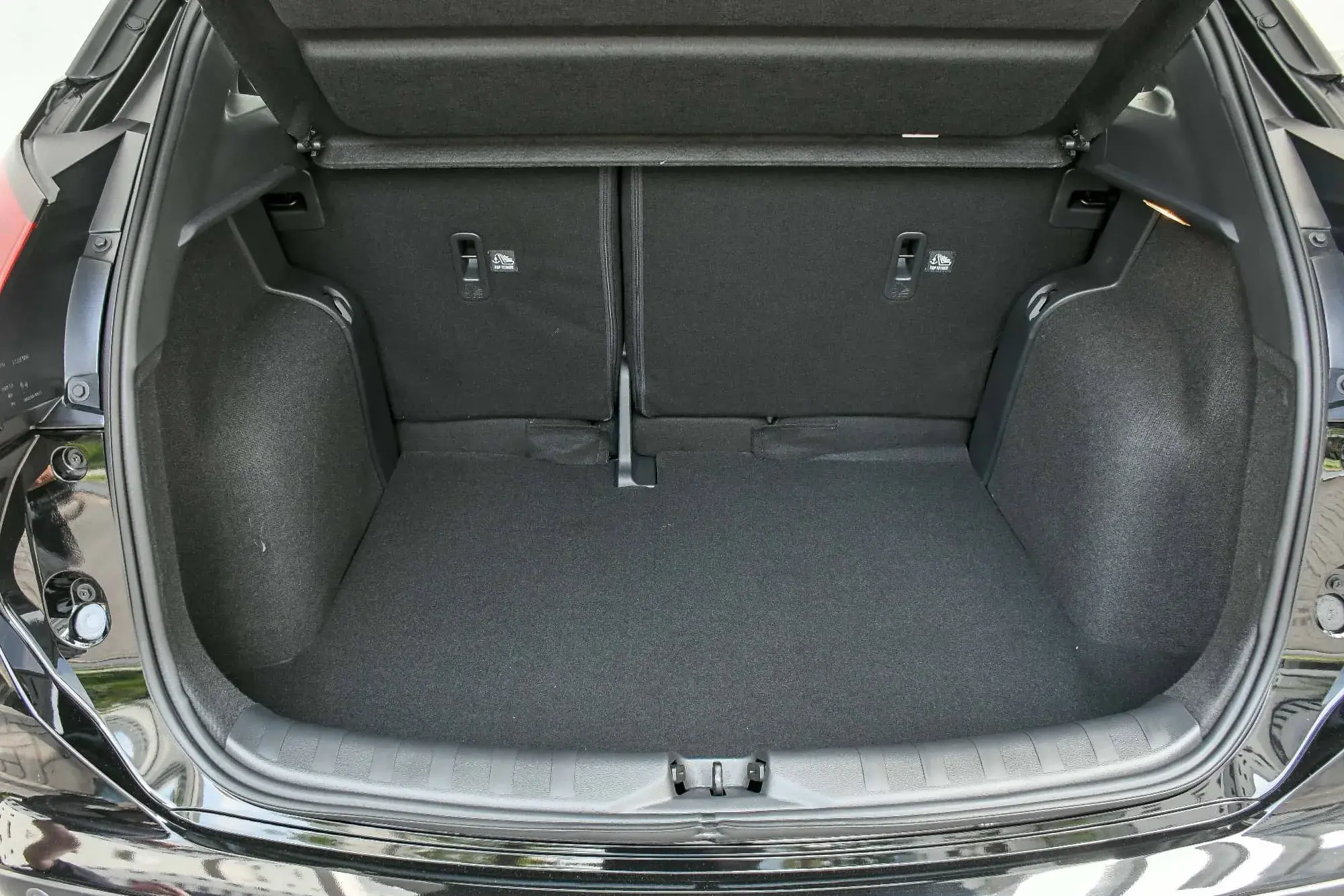 Nissan Kicks Xplay 9562