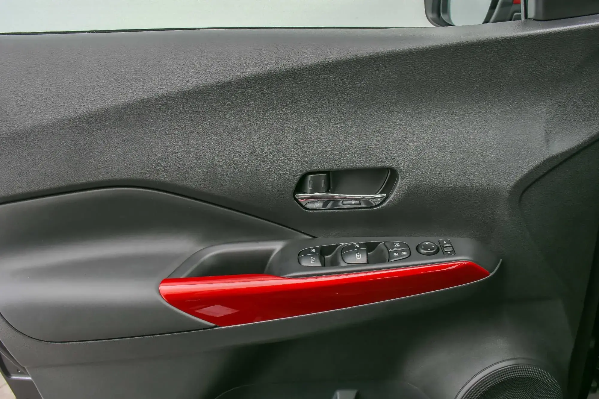 Nissan Kicks Xplay 9515