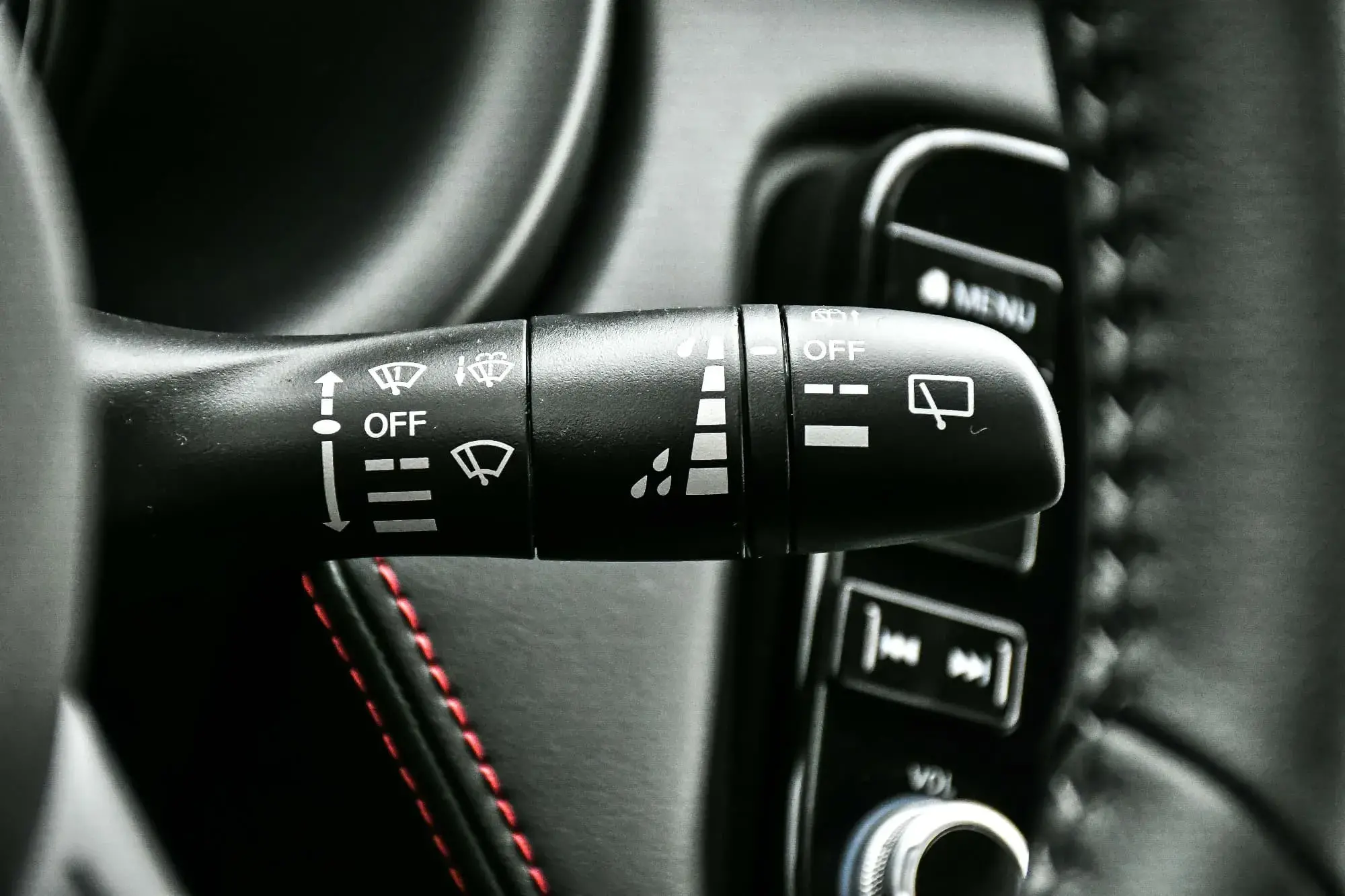 Nissan Kicks Xplay 9522
