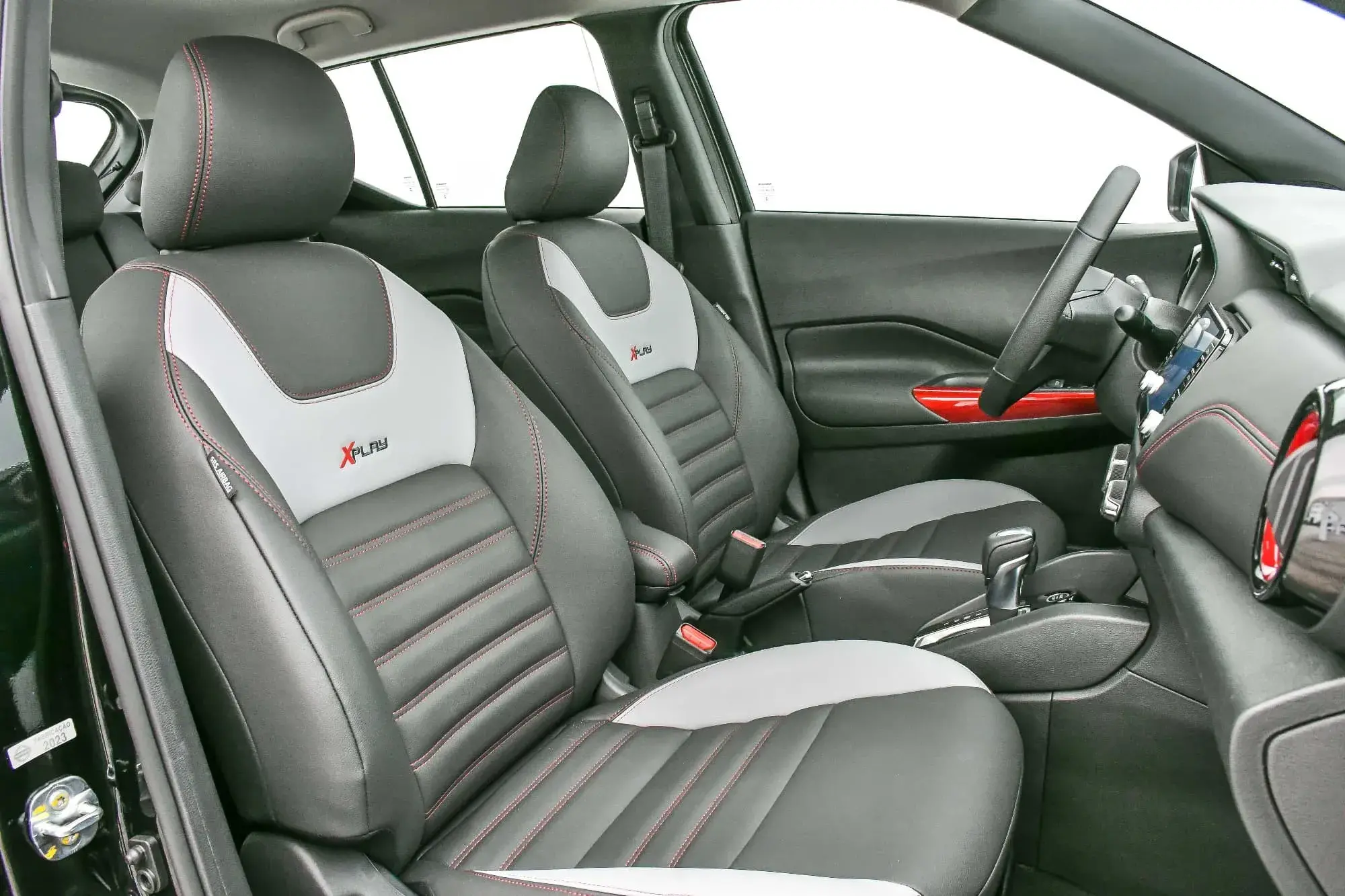 Nissan Kicks Xplay 9539