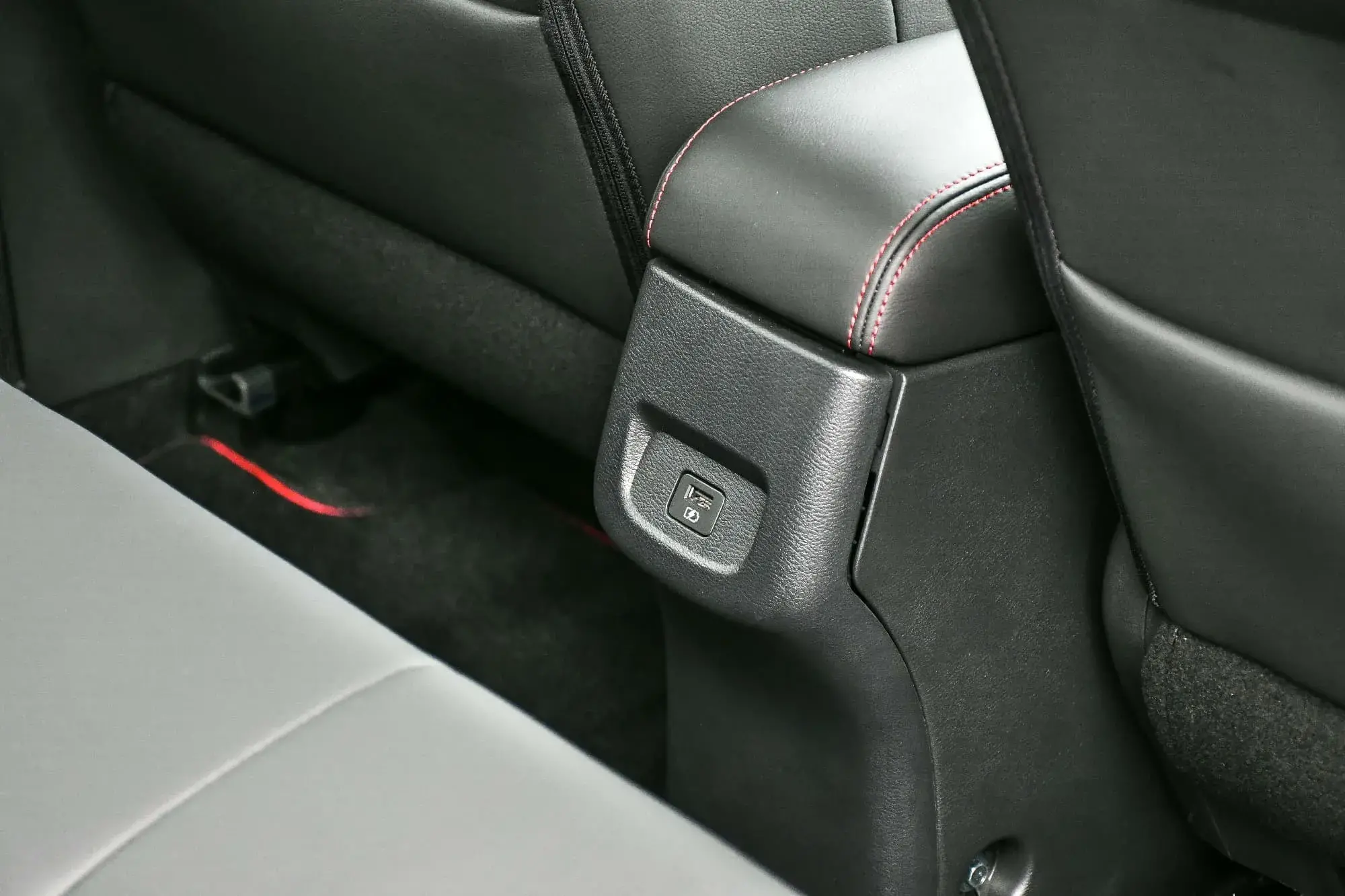 Nissan Kicks Xplay 9551