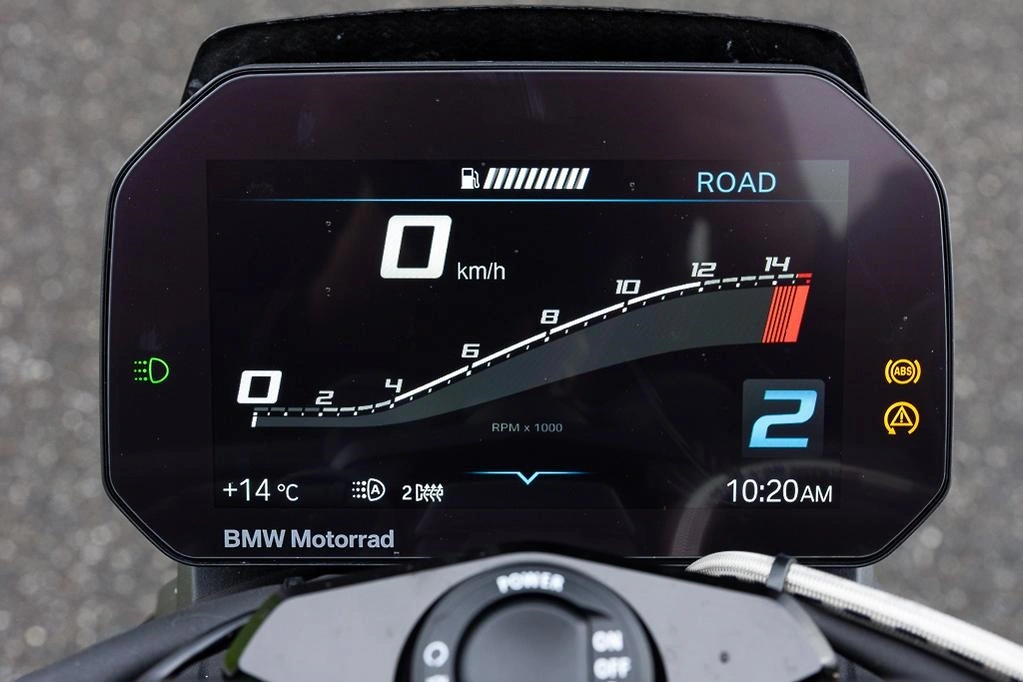 Bmw M 1000 R (7)