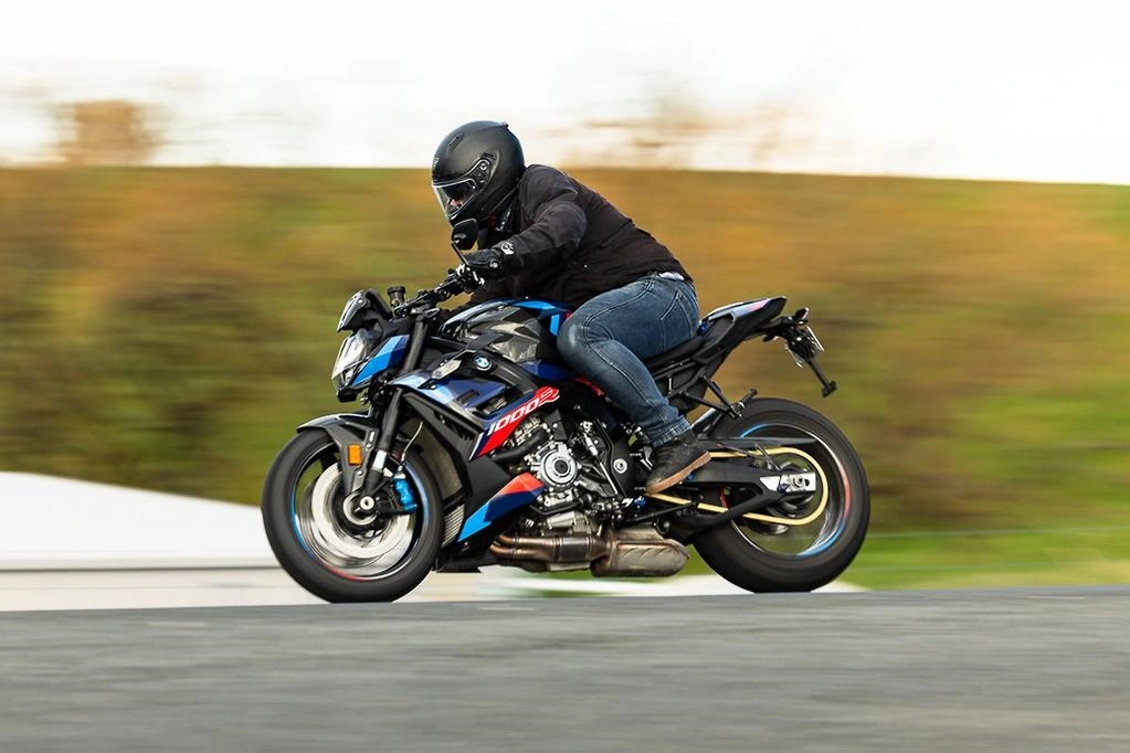 Bmw M 1000 R (10)