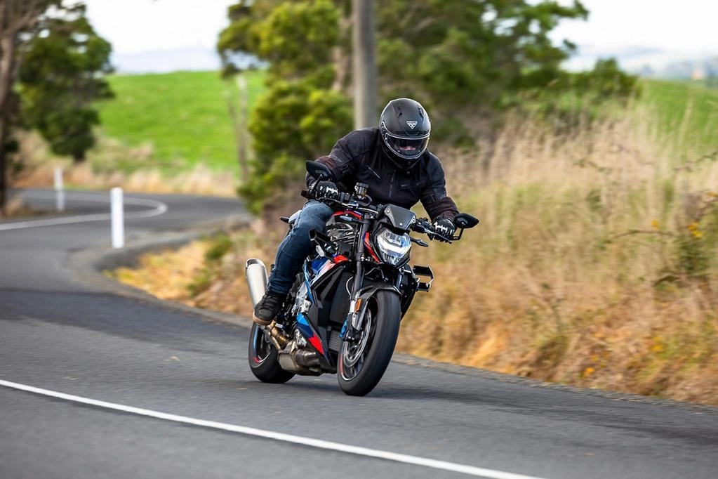 Bmw M 1000 R (11)