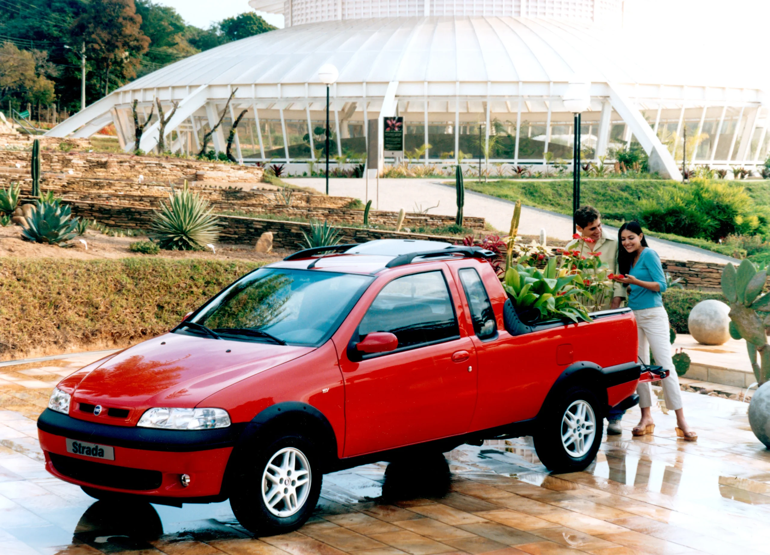 Fiat Strada 25 Anos 6