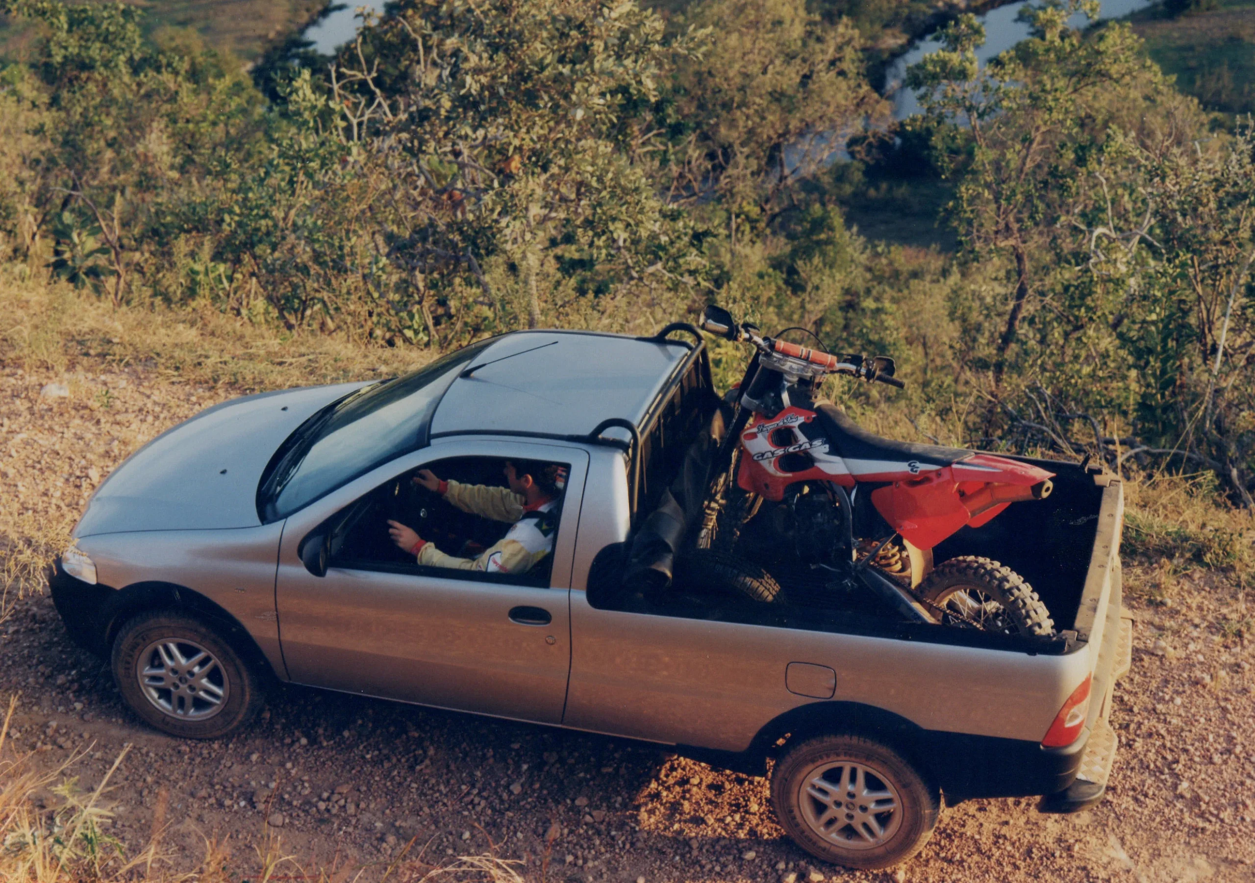 Fiat Strada 25 Anos 3