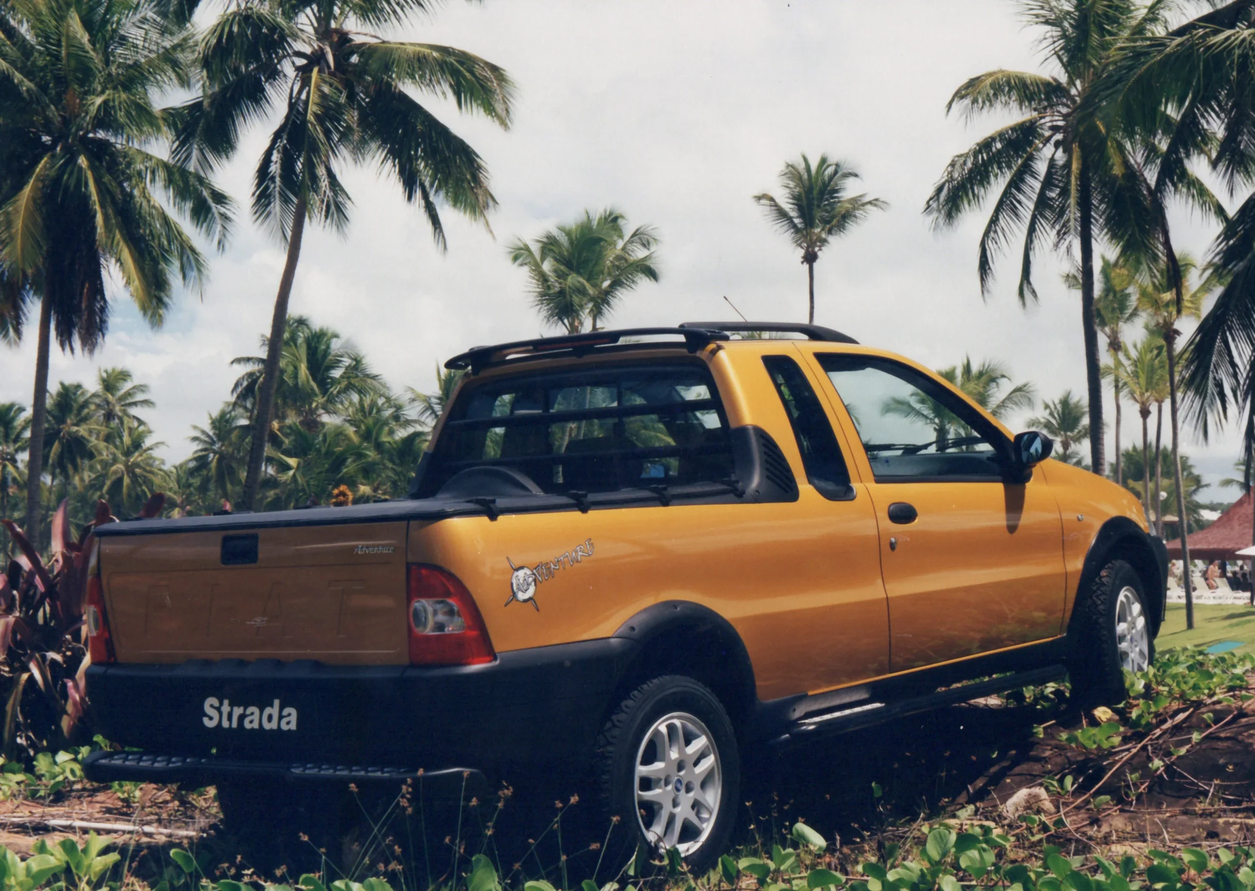 Fiat Strada Adventure 25 Anos De Strada 3