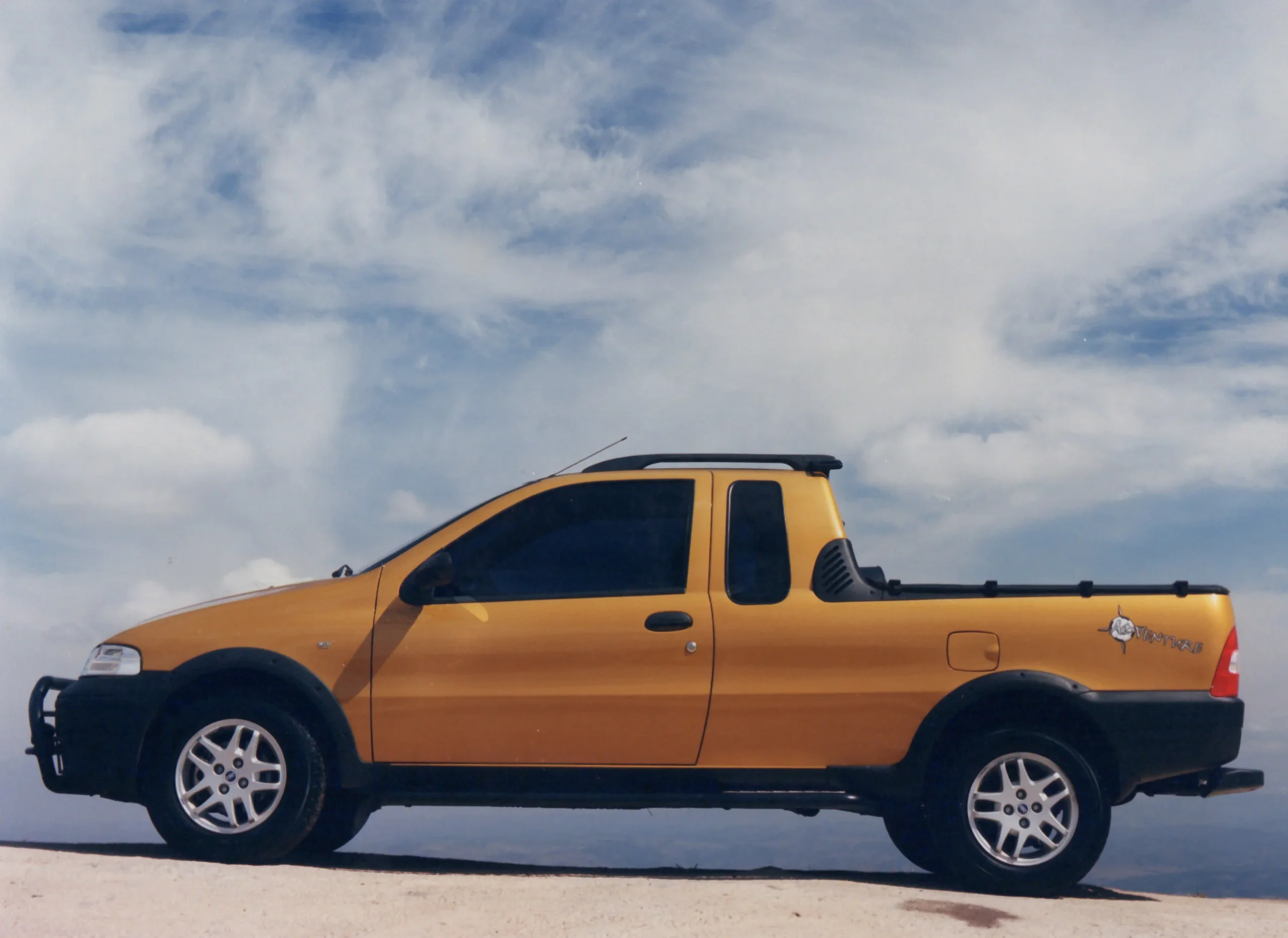 Fiat Strada Adventure 25 Anos De Strada 2