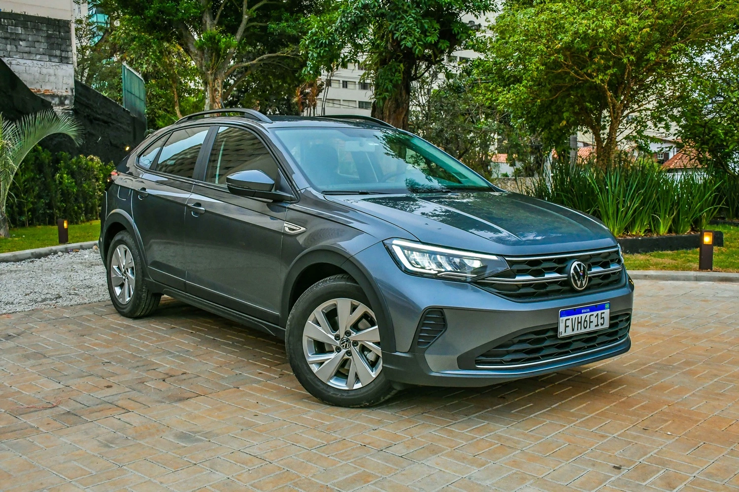 Volkswagen Nivus Comfortline 200tsi 6