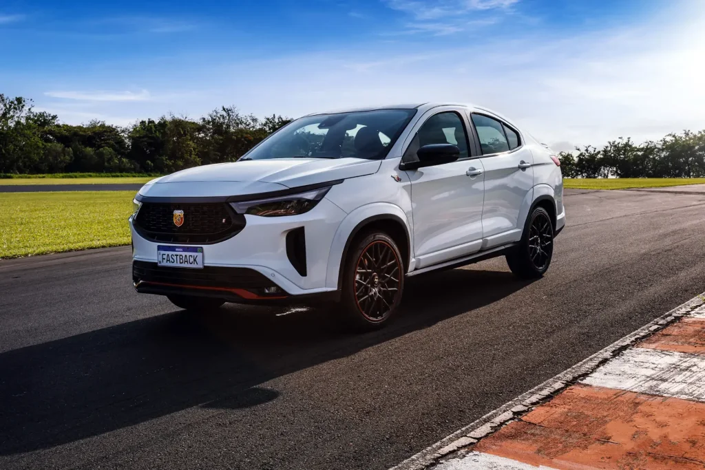 Fiat Fastback Abarth 2024