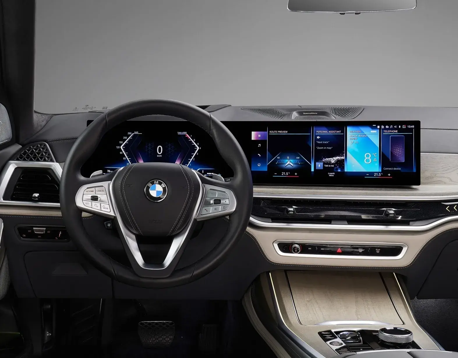 Bmw X7 M60i (1)