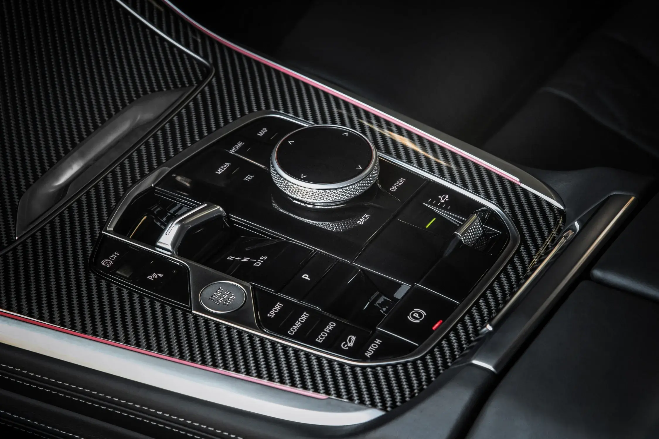 Bmw X7 M60i (2)