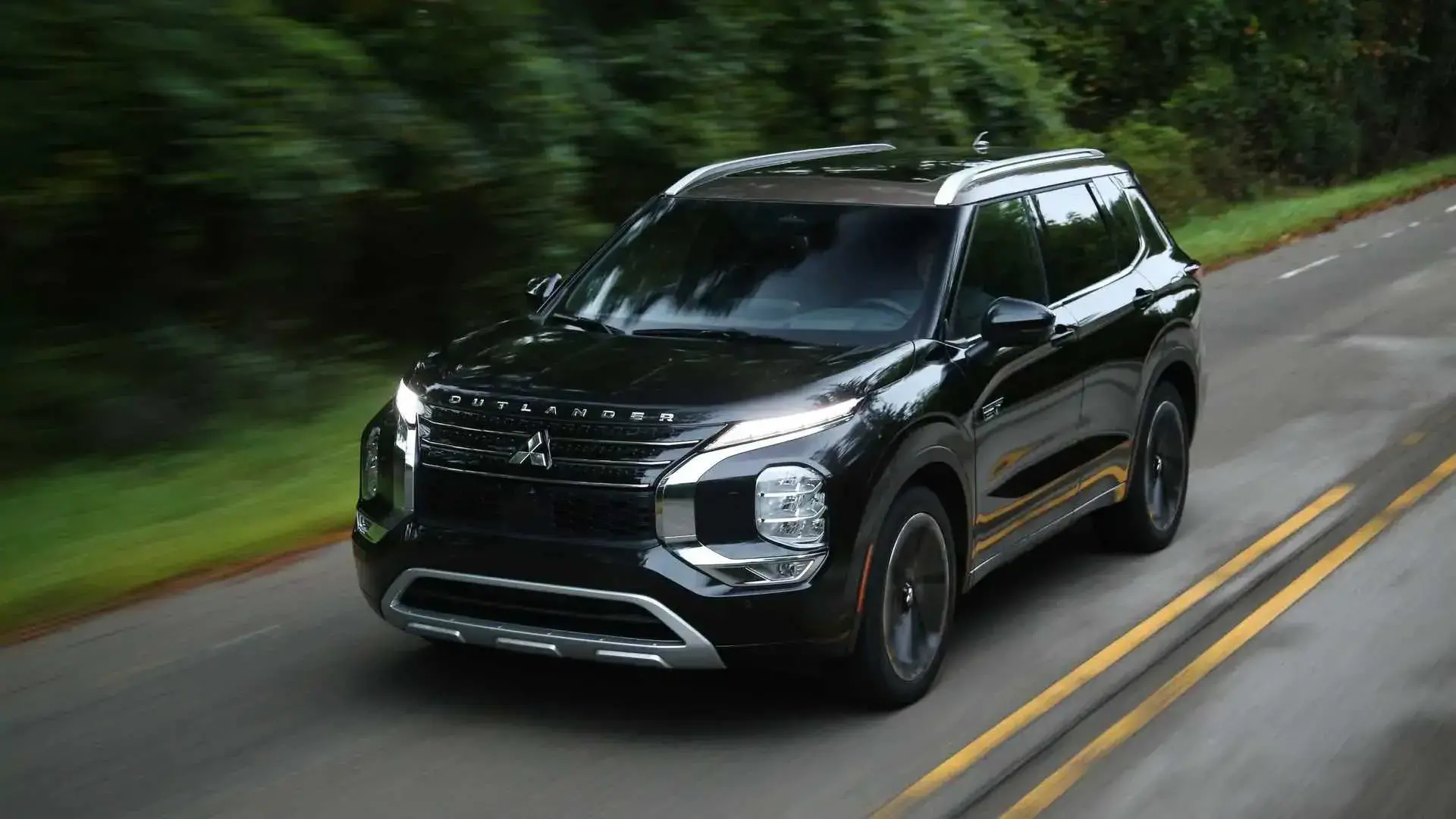 Mitsubishi Outlander Phev 5