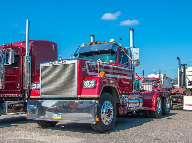 Mack Superliner Da Vida Real 730x545