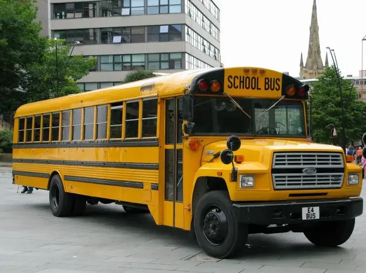 Ford School Bus 730x545