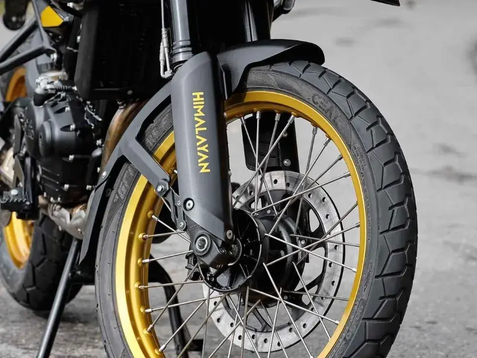 Royal Enfield Himalayan 450 (7)