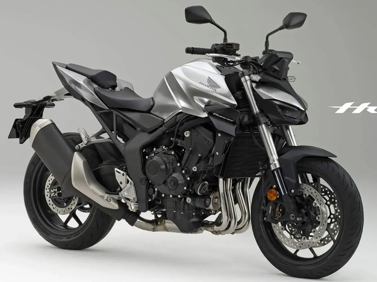 A Honda CB 1000 Hornet chegará em 2026 com motor de quatro cilindros e 150 cv