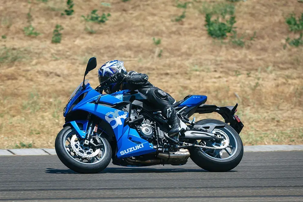 Suzuki Gsx 8r 2