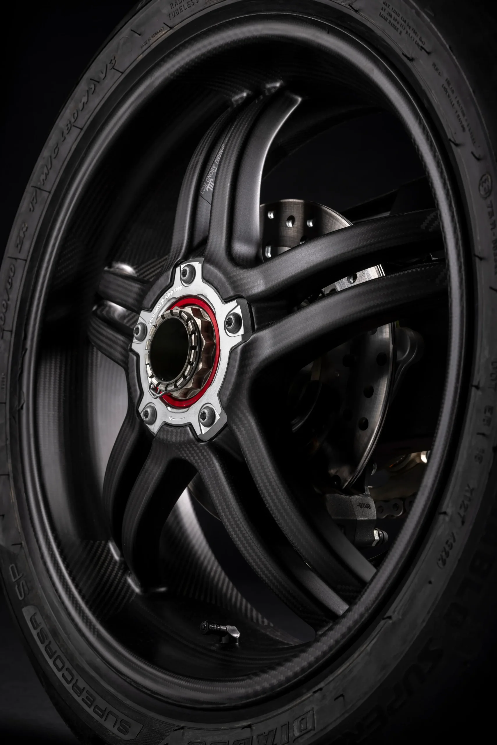 Ducati Panigale V4 Sp 30 Anniversario (9)