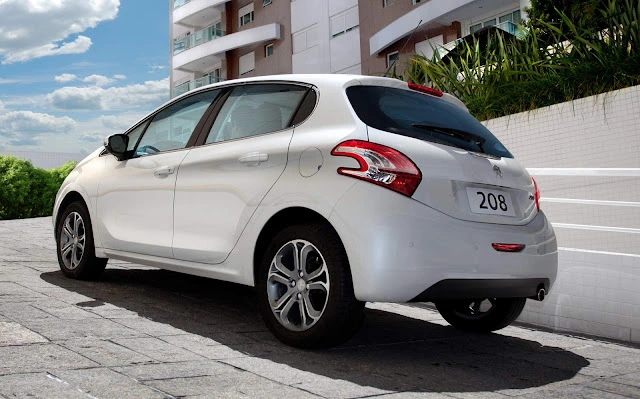 Peugeot 2018 2018 (3) F2