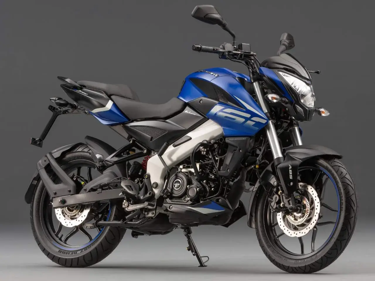 Bajaj Dominar 160 (1)