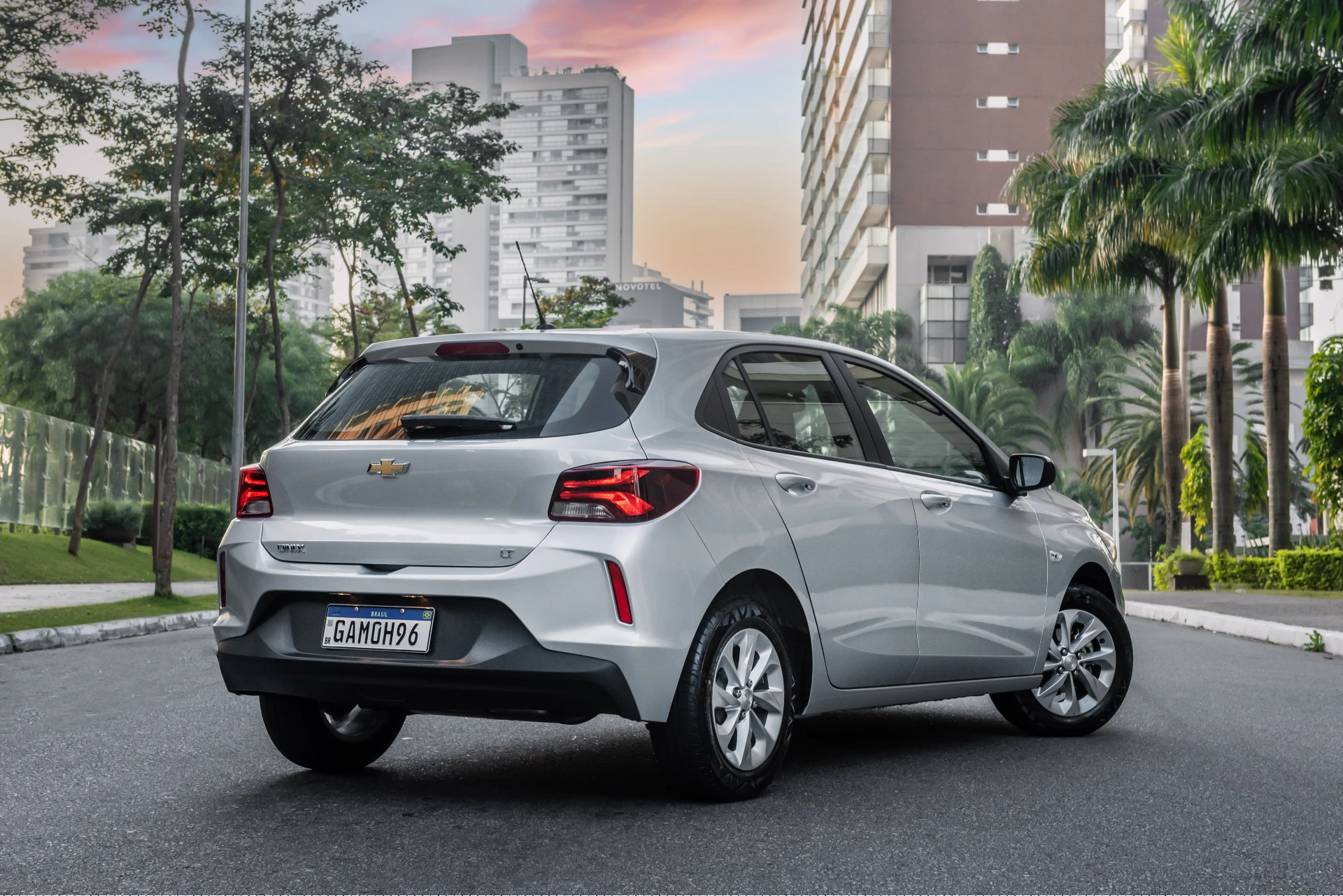 Chevrolet Onix Lt 1.0 6