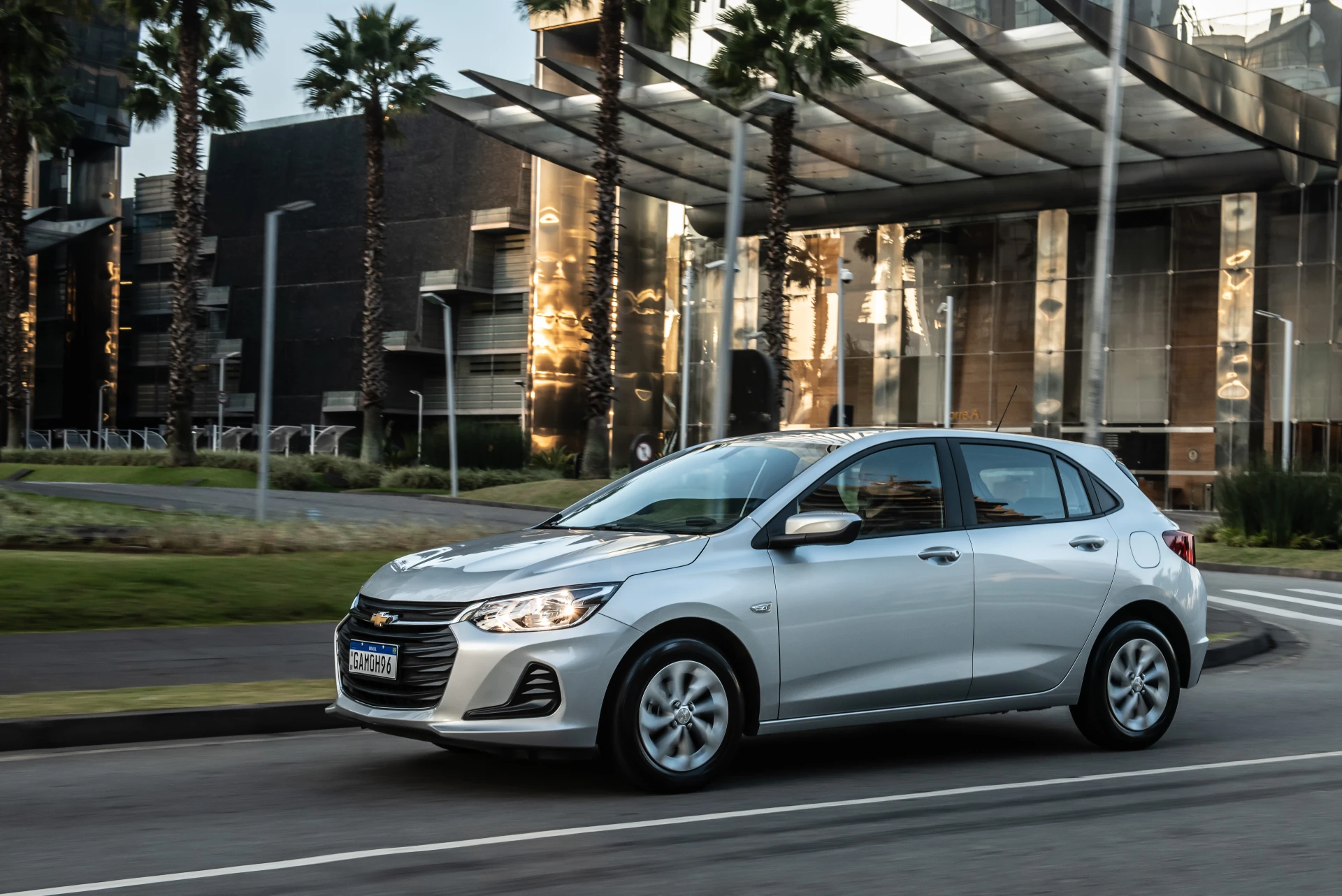 Chevrolet Onix Lt 1.0 11