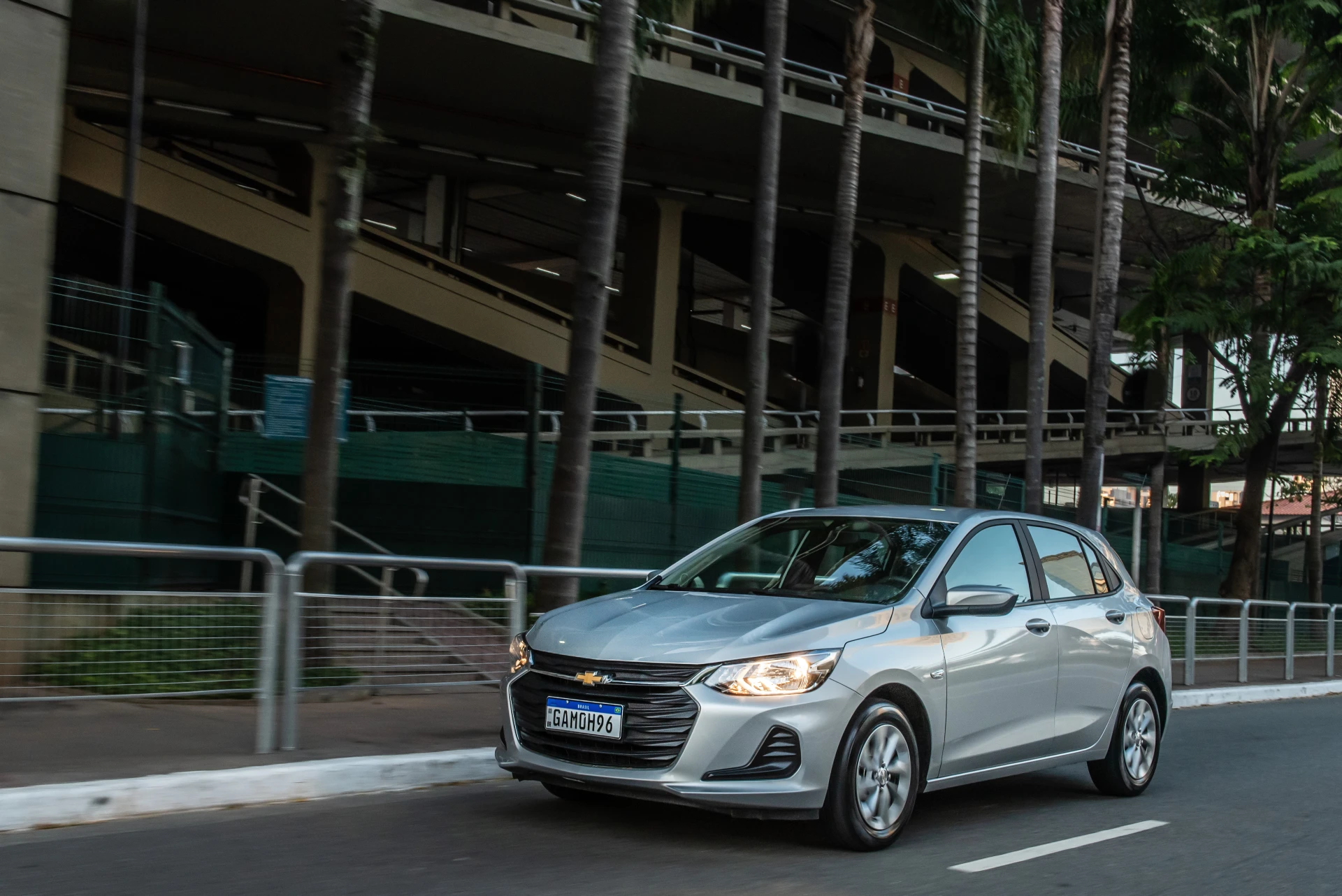 Chevrolet Onix Lt 1.0 12
