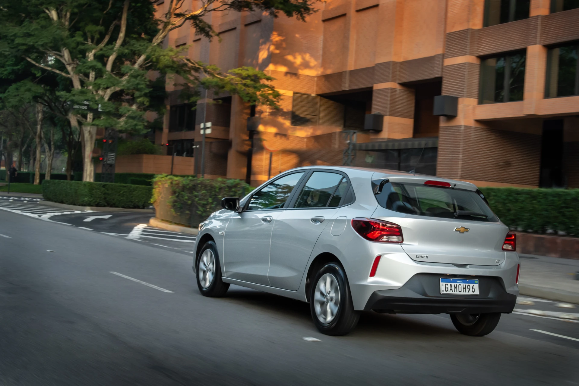 Chevrolet Onix Lt 1.0 16