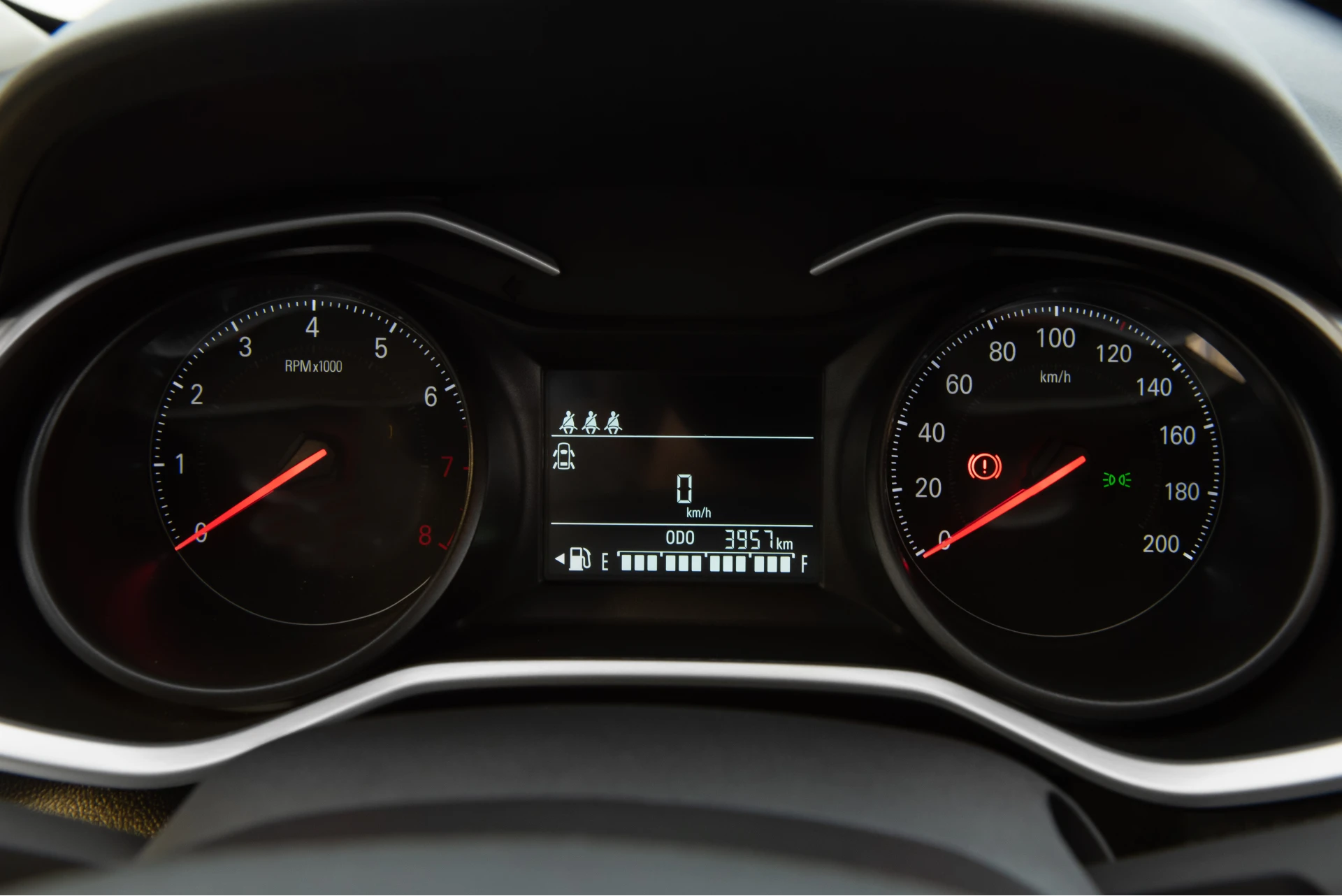 Chevrolet Onix Lt 1.0 26